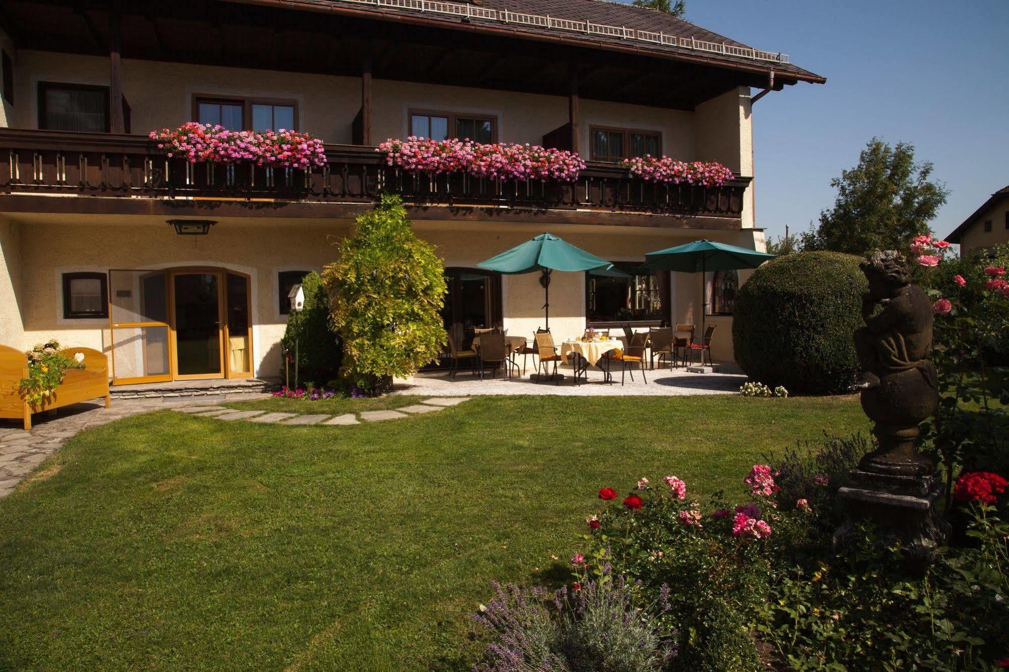 Garten - Hotel Sallerhof Grödig Exterior foto